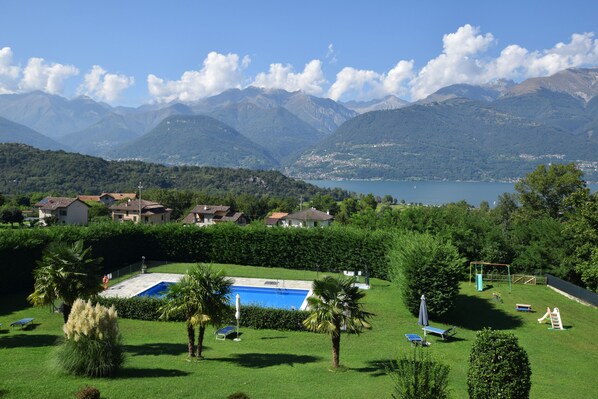 Alberca al aire libre por temporada 