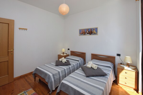 Familienhaus, Mehrere Schlafzimmer, 2 Bäder, Bergseite (Viola) | 2 Schlafzimmer, kostenloses WLAN, Bettwäsche