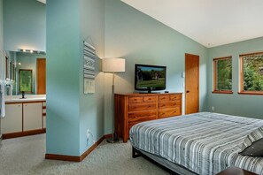 3 Schlafzimmer, Bügeleisen/Bügelbrett, WLAN, Bettwäsche