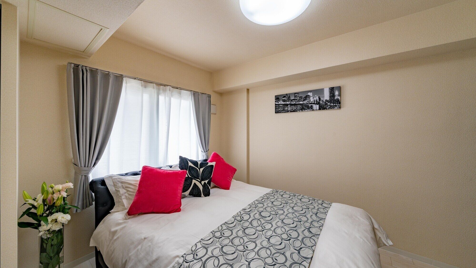 1 bedroom, soundproofing, WiFi (free), bed sheets