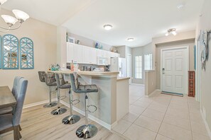 Private kitchen -  Naples/Marco Island  Winter Classic Naples Lely Resort . (Naples)