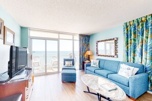 Televisión, reproductor de DVD y videoteca 