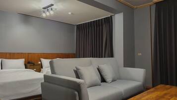 Family Suite | 1 bedroom, free WiFi