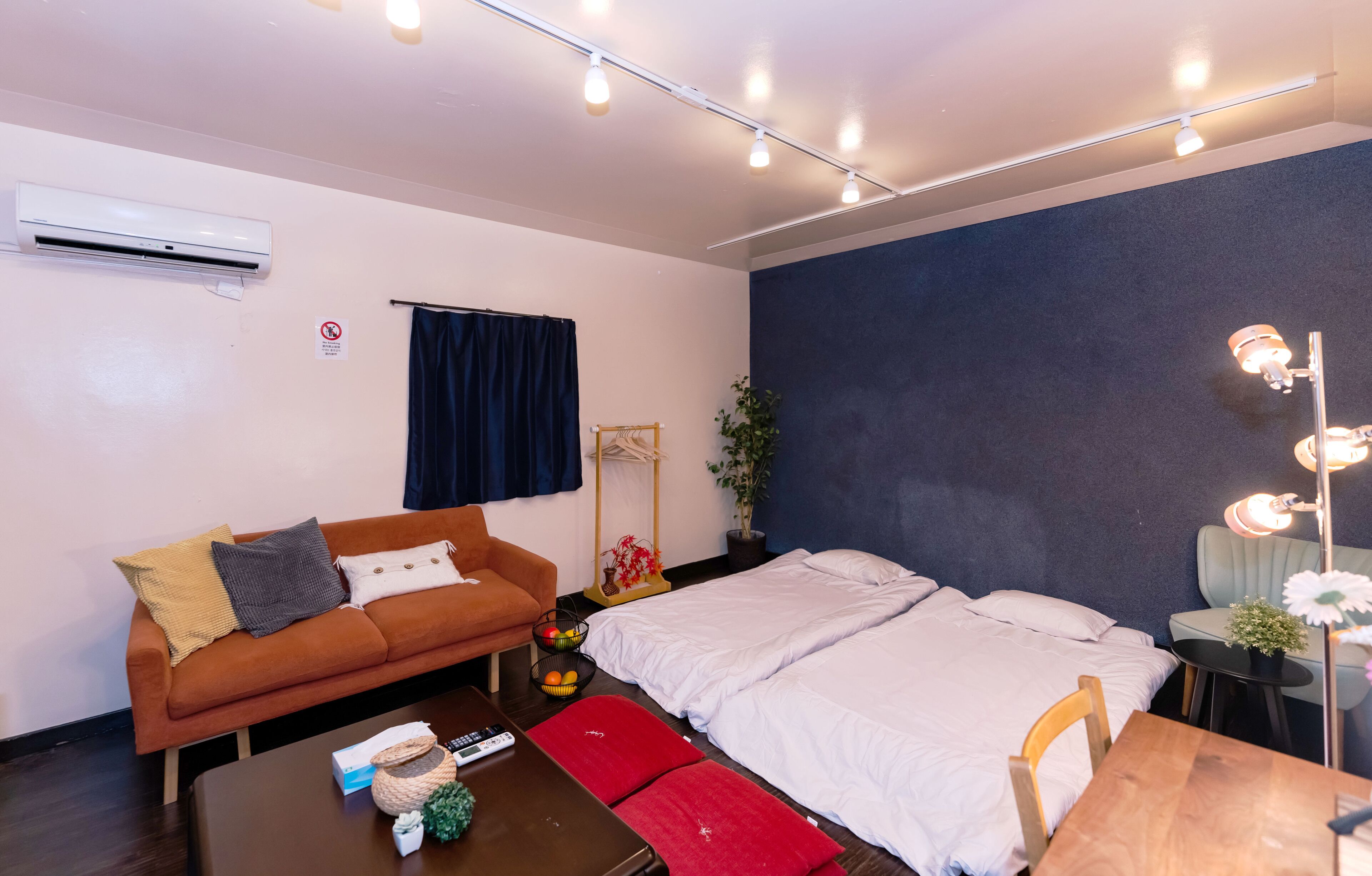 mayamoto1 | 2 bedrooms, iron/ironing board, free WiFi