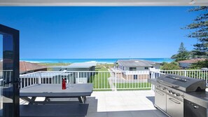 Outdoor dining - Elanora 3 - Beachfront Unit with Views! (AVOCA BEACH)