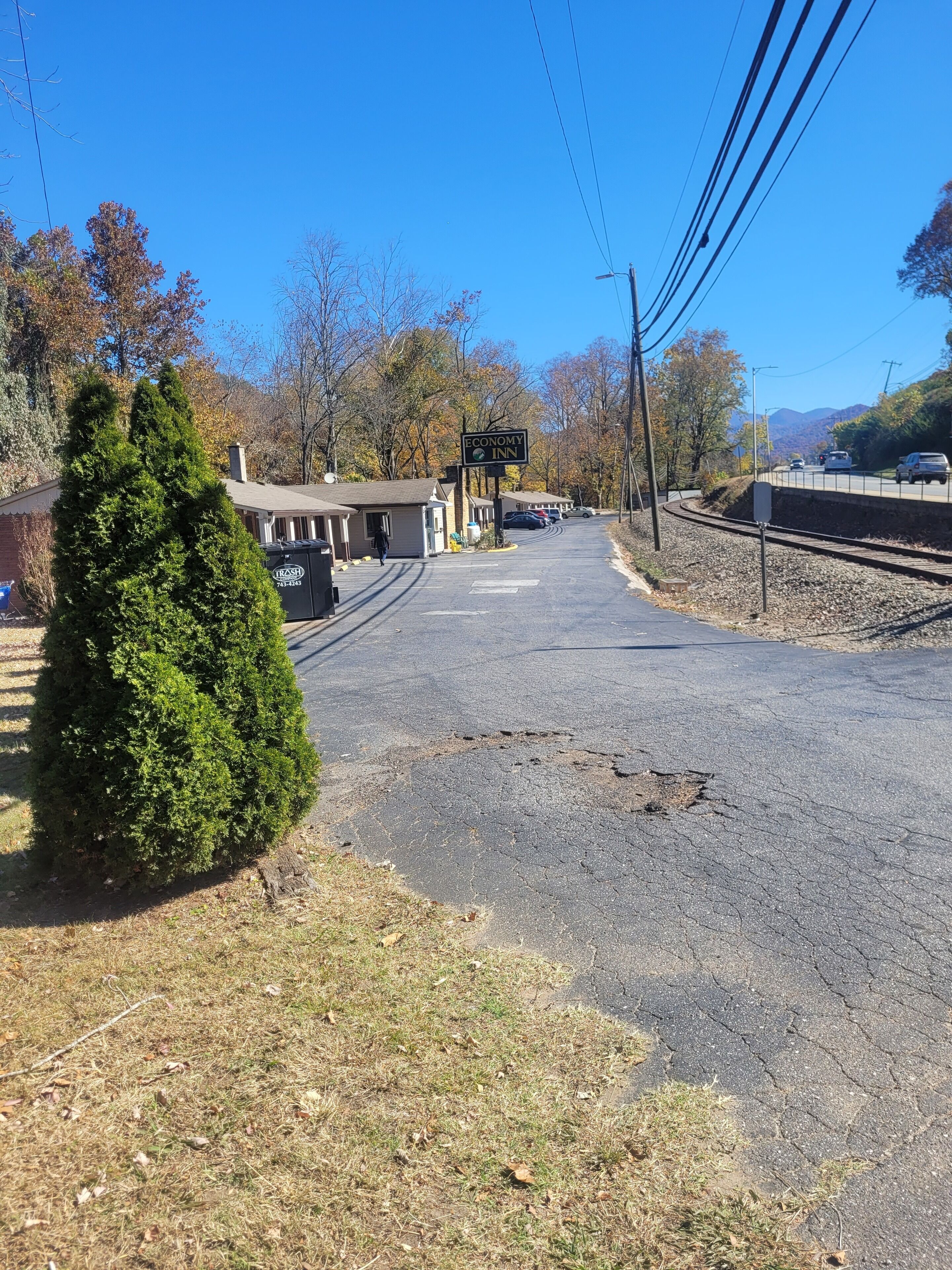 Vista frontal de la propiedad