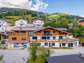 Esterni