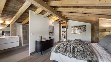 4 bedrooms, free WiFi