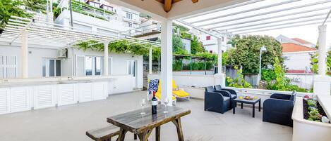 Studio (Comfort Studio Apartment) | Terrace/patio