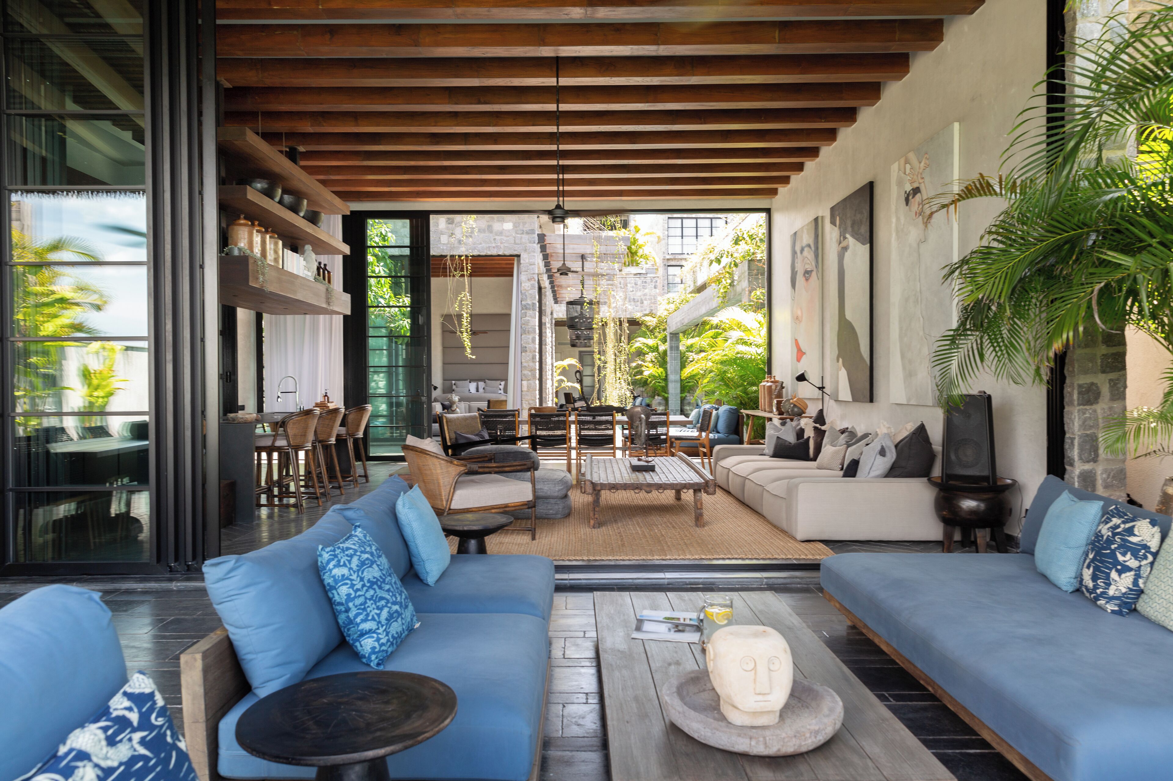 42-inch Smart TV with digital channels, TV, Netflix