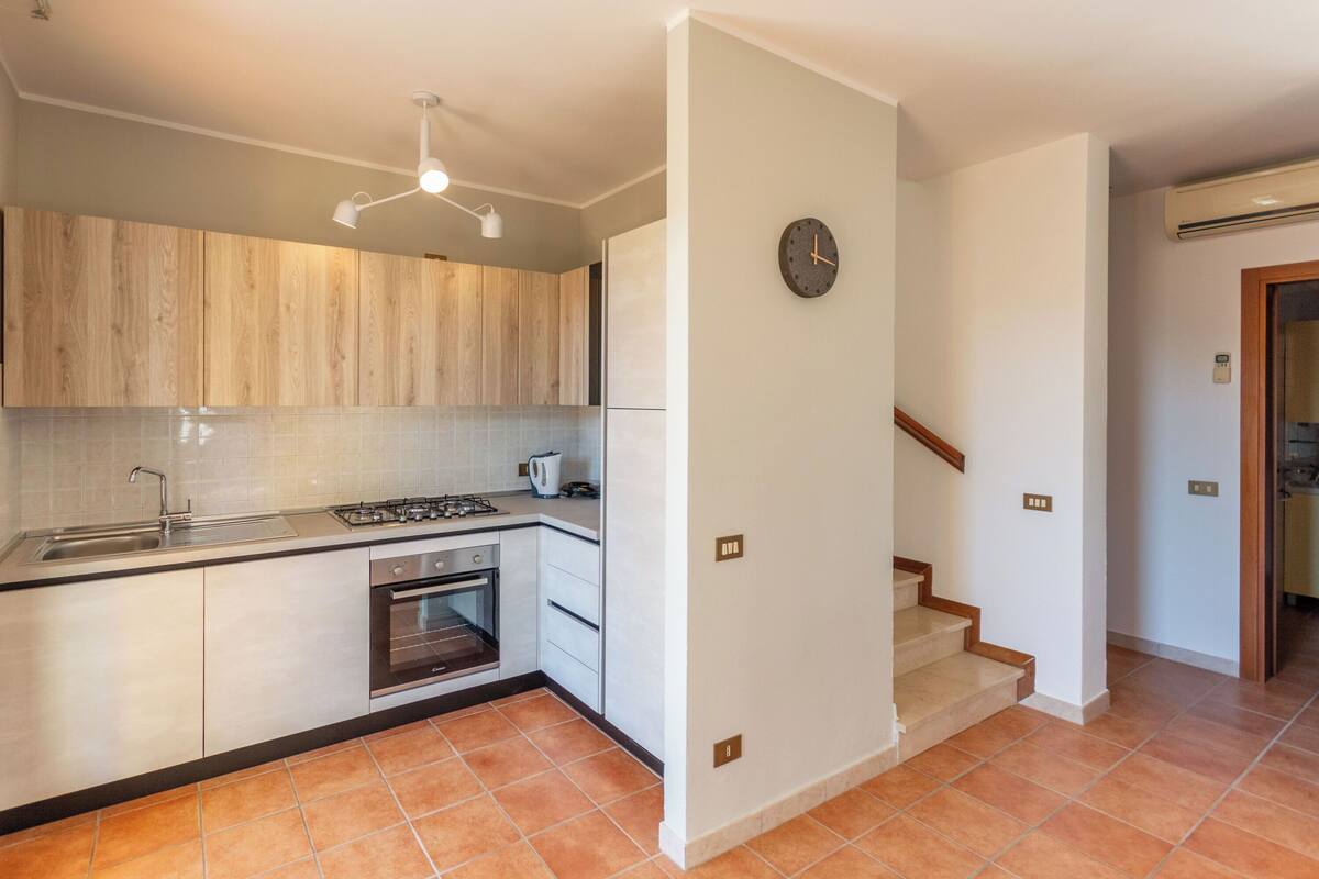 Réfrigérateur, four, plaque de cuisson, lave-vaisselle