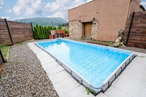 Alberca al aire libre por temporada