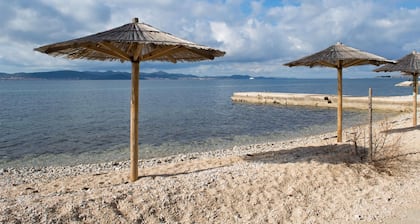 Family Friendly Pool House Ana Near Zadar