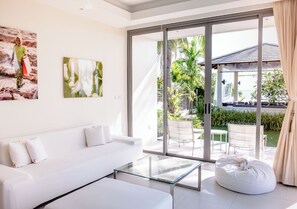 5 bedrooms, in-room safe, individually furnished, free WiFi