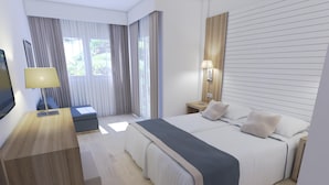 Une chambre d’hôtel moderne, dotée d’un grand lit, d’un bureau avec une lampe, d’une table de chevet et d’une fenêtre avec des rideaux.