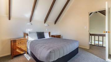 Comfort appartement | Luxe beddengoed, een bureau, een laptopwerkplek, gratis wifi