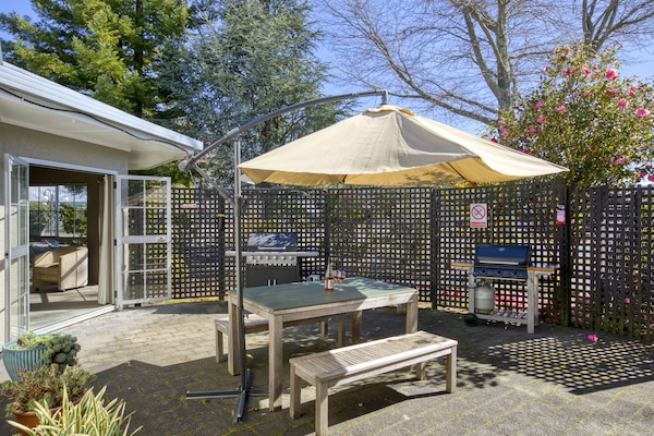 BBQ/picnic area
