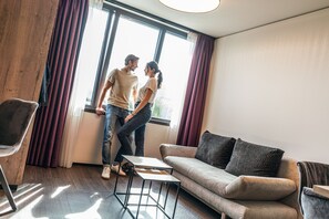 Leilighet | Oppholdsområde | En 45-tommers TV med digitale kanaler
