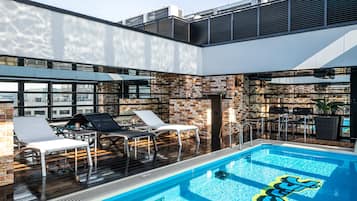 Außenpool (je nach Saison geöffnet)