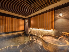 Baño termal público