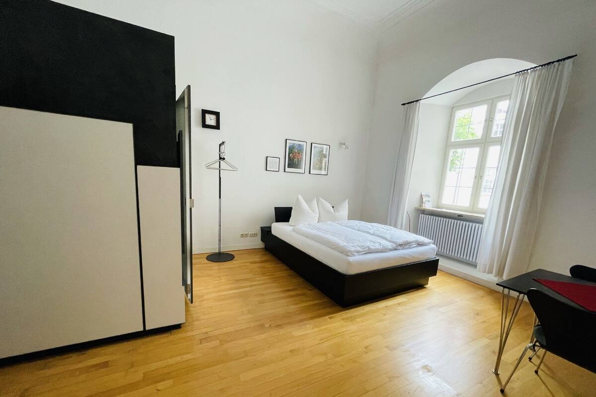 Standard Double Room, 1 Queen Bed, Non Smoking | Hypo-allergenic bedding available, desk, laptop workspace, WiFi (free)