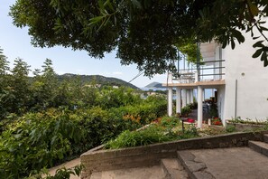 Apartemen (1 Bedroom apt, balcony, sea view) | Halaman properti
