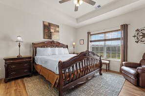 3 bedrooms, iron/ironing board, free WiFi, bed sheets - 3 Bedroom, 3 Bathroom Golf Condo with an HA Bathroom (Branson)