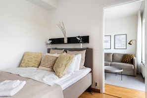 Business Apartment, 1 Double Bed with Sofa bed, Balcony | 1 bedroom, individually decorated, individually furnished