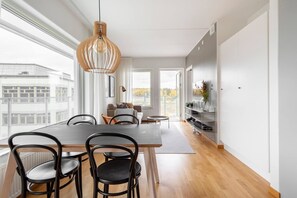 商務公寓, 1 張標準雙人床和 1 張沙發床, 陽台 | 1 間臥室、獨特裝潢、布置獨特、筆電工作空間