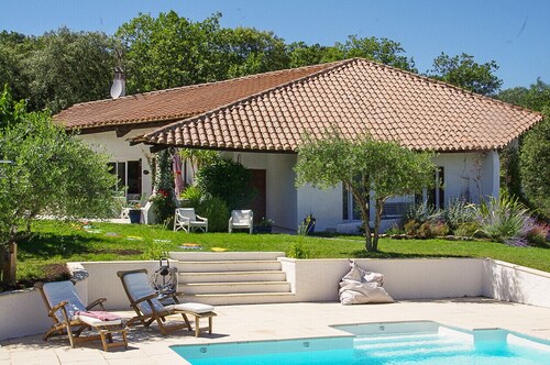 Family house with garden, pool & nature - Colonzelle