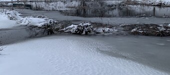 Riverfront mountain retreat