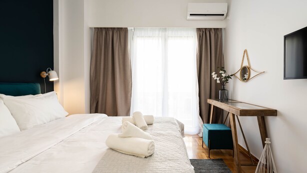 Apartment - Submarine apartment in Koukaki (Athens)