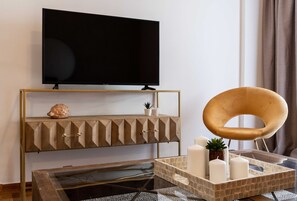 Apartment | Wohnbereich | Smart-TV