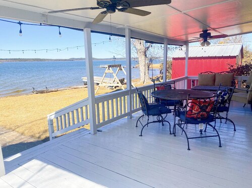 Sandy Beach Cabana on Possum Kingdom Lake 🏝⛱☀️
