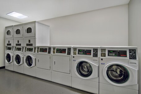 Fairfield by Marriott Inn Suites Orlando at FLAMINGO CROSSINGS(r) Town Center - Image 35