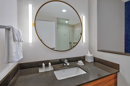 Fairfield by Marriott Inn Suites Orlando at FLAMINGO CROSSINGS(r) Town Center - Image 6