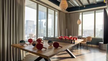 Suite, 1 Bedroom, Hearing Accessible (Transfer Shower) | Premium bedding, pillowtop beds, desk, laptop workspace