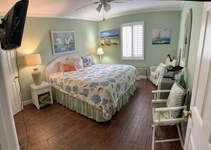 1 غرفة نوم ومكتب ومكواة/لوح كي وسرير سفر