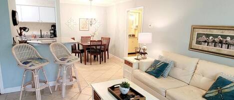 Télévision, table de tennis de table, livres, imprimantes