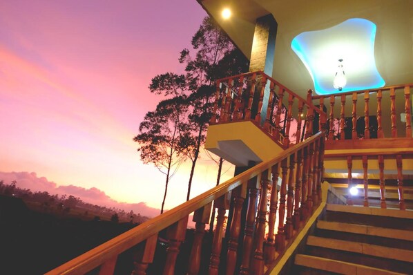 Exterior - Villa Cempaka Pangalengan (Pangalengan)