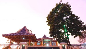 Exterior - Villa Cempaka Pangalengan (Pangalengan)