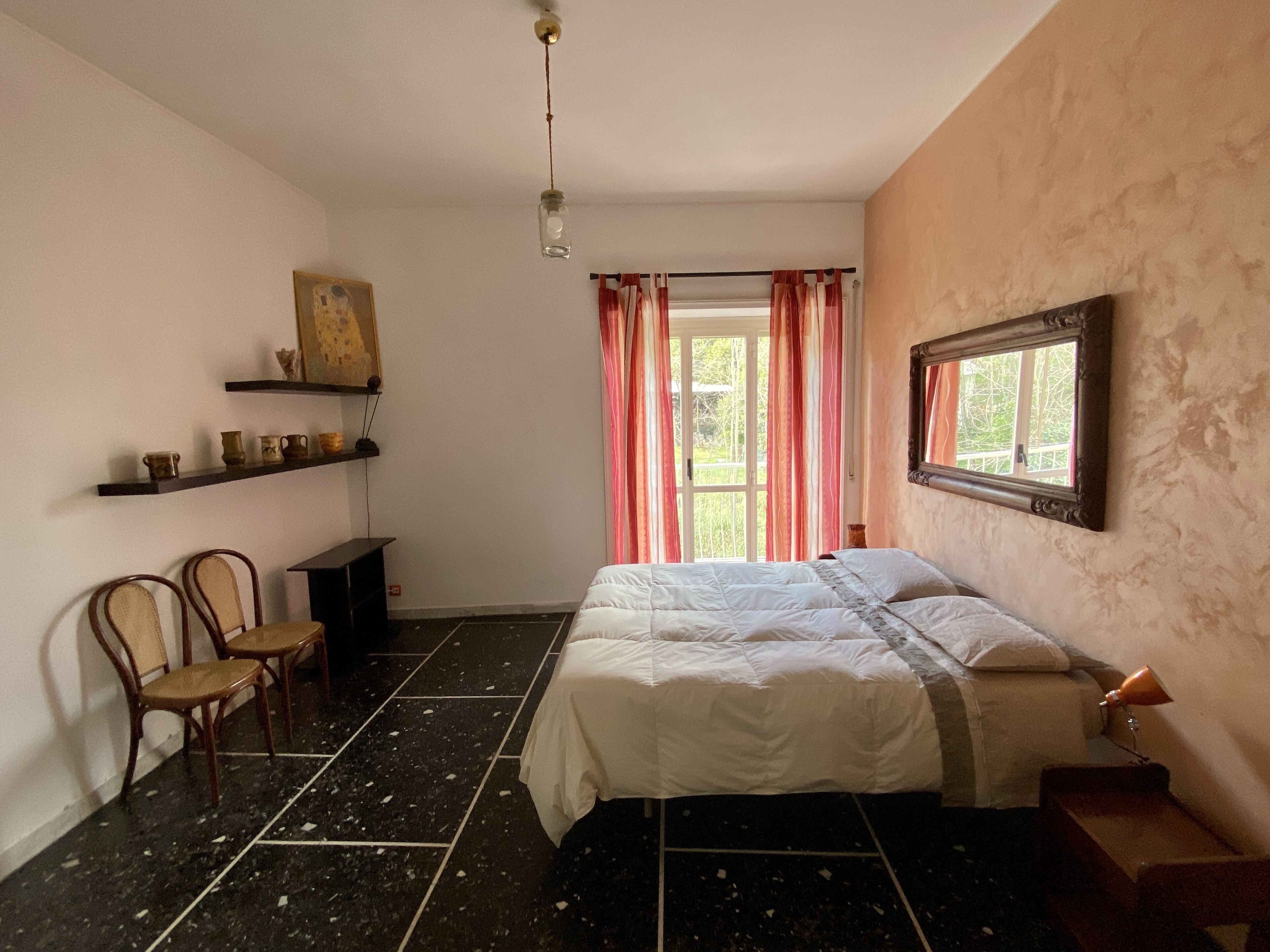 2 間睡房、熨斗/熨衫板、免費 Wi-Fi、床單