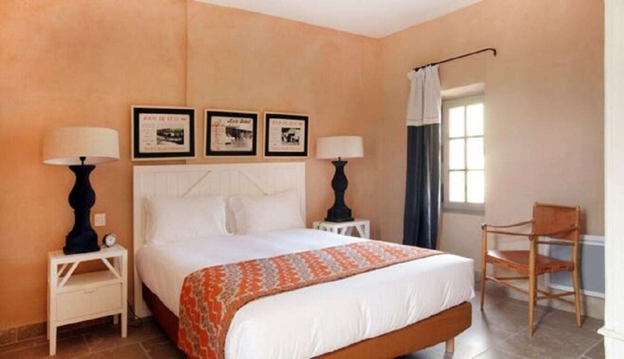 2 dormitorios, tabla de planchar con plancha, wifi