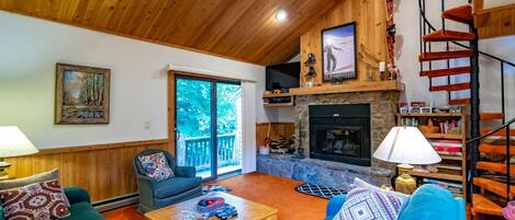 Fireplace, DVD player