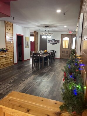 Dining - Enjoy family time in the mountains at the Bunkhouse! (Overgaard)