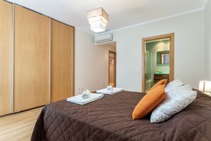 1 bedroom, iron/ironing board, free WiFi, bed sheets