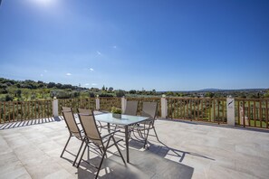 Outdoor dining - Son Catlar d'Alt (Inca)