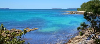 Husky Sands - Pet Friendly - 5 Mins Walk to Beach