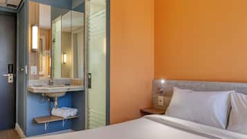 1 bedroom, desk, laptop workspace, blackout curtains