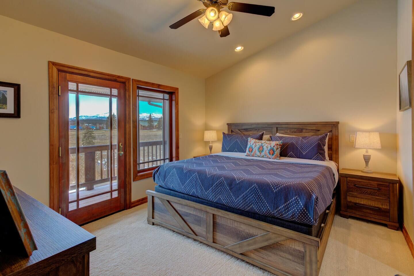 2 chambres, fer et planche à repasser, lit parapluie, Wi-Fi gratuit